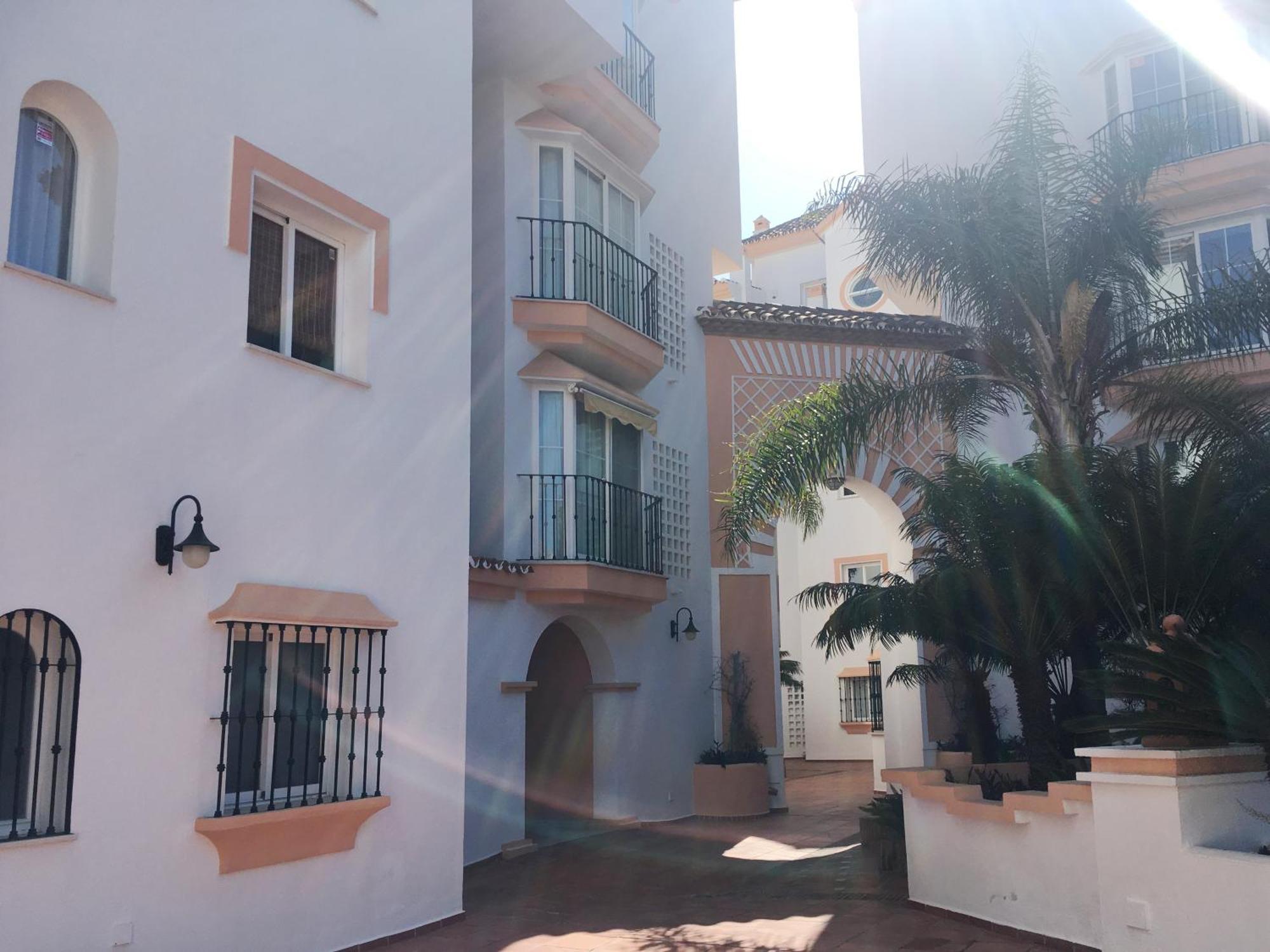 Urbanizacion La Herradura マルベーリャ エクステリア 写真